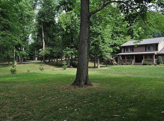 4th image of 2415 Nannie Belle Loop