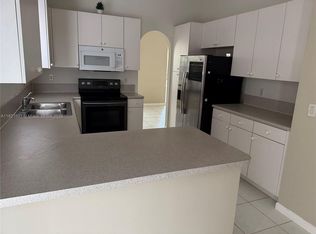 3845 NW 43rd Ter, Pompano Beach, FL 33073