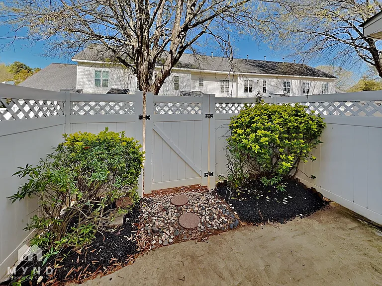 6325 Mallard View Ln — Photo 14