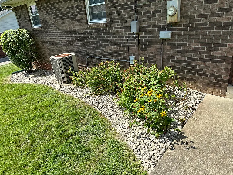 9016 Newberry Rd — Photo 5