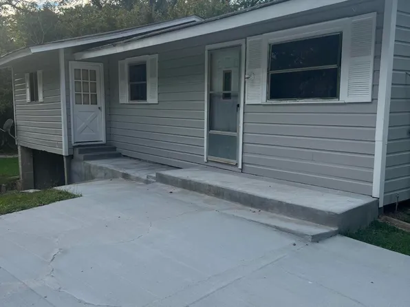 200 Pineridge St, Utica, MS 39175