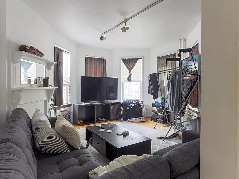 10 Parker Hill Ave — Photo 13