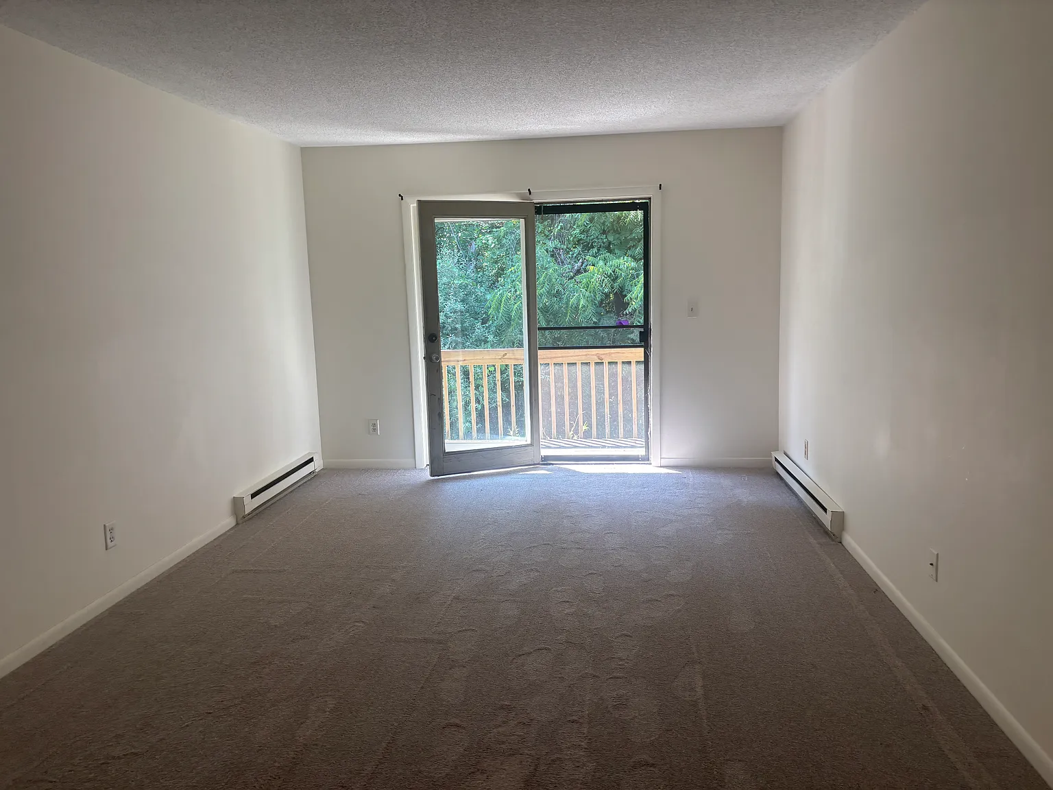 2 bed, 800 sqft, $875 — Photo 4
