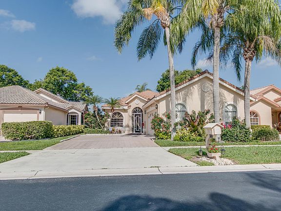 2nd image of 6112 Bay Isles Dr