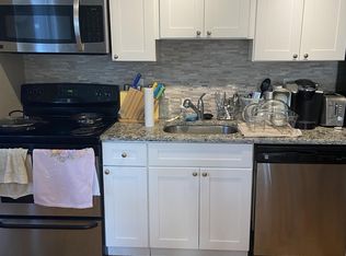 50 Chelsea St #2D, Boston, MA 02128