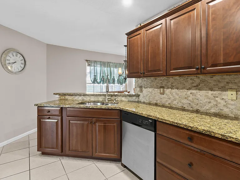 1003 Ocean Dunes Cir — Photo 12
