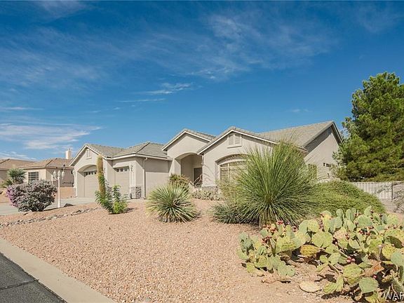 4th image of 2273 Mesa Dr