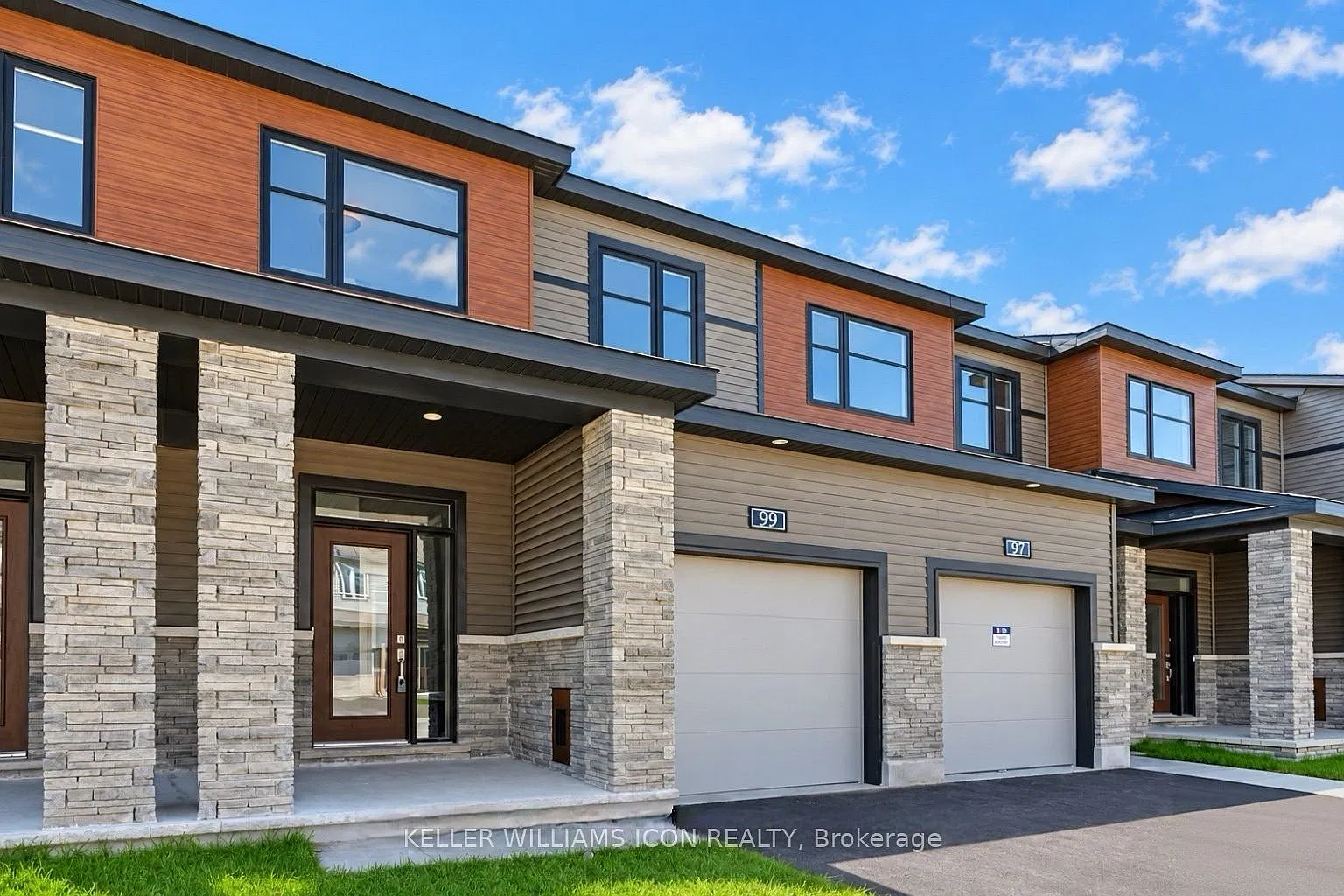 3 bed, $2,700 — Photo 1