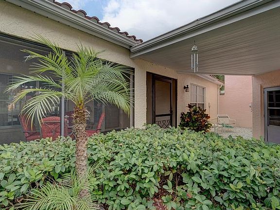 3rd image of 1119 Madeira Dr