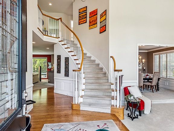 5th image of 7019 Eagle Lake Drive SE