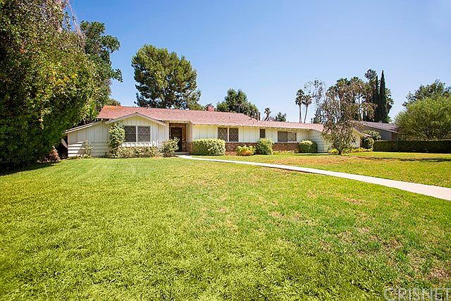 1st image of 23235 Erwin St