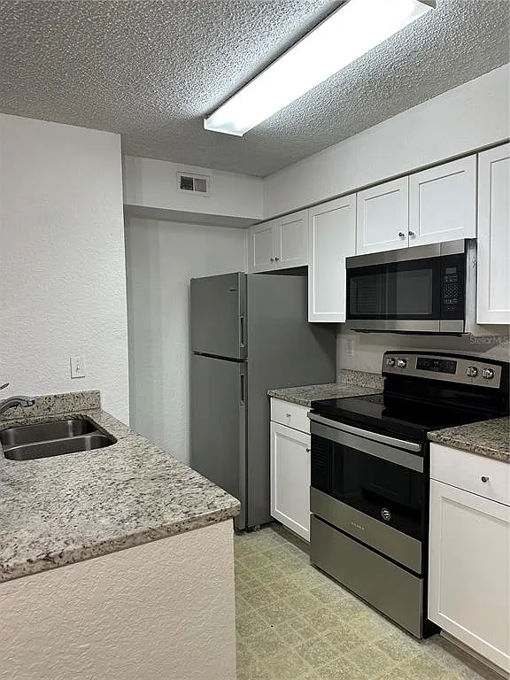 1 bed, 1.0 bath, 605 sqft, $1,350 — Photo 3