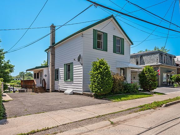 2nd image of 370 Stone St S