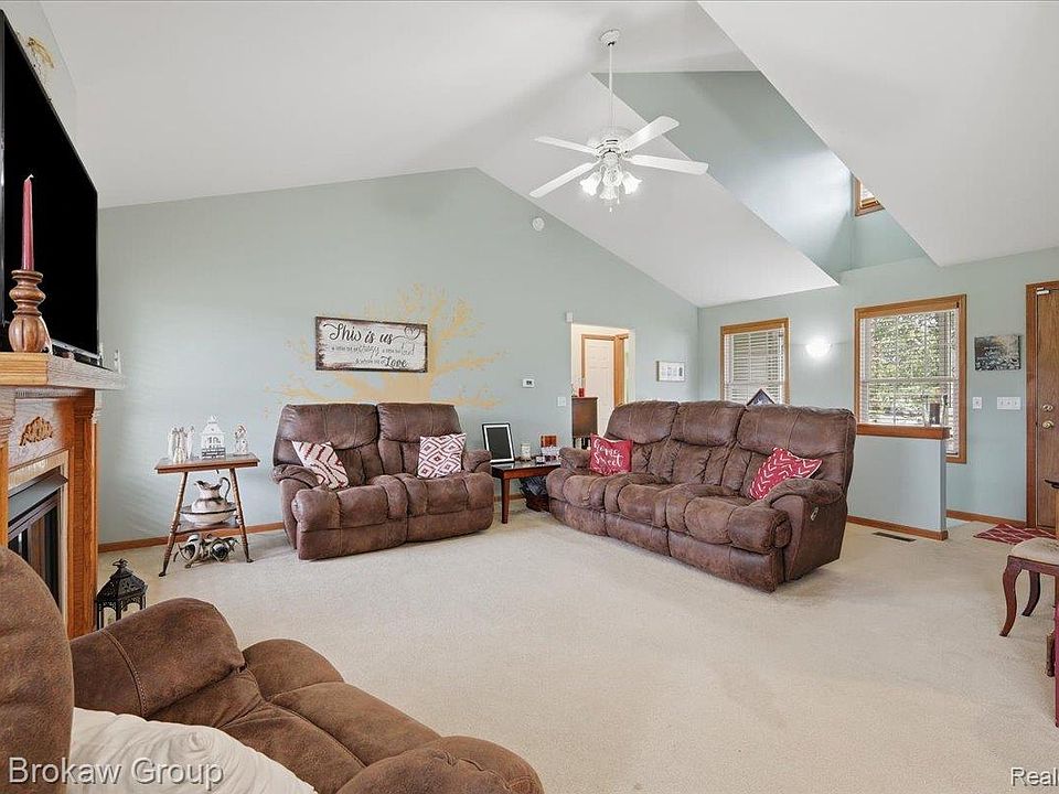 1253 Peppermill Rd, photo 13