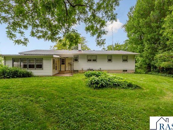 5th image of 52621 Valley View Cir