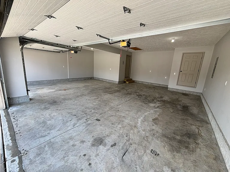 1442 N Opportunity Ave — Photo 27