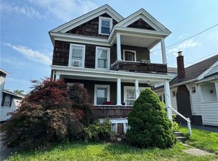 166 Malverne Dr, Syracuse, NY 13208