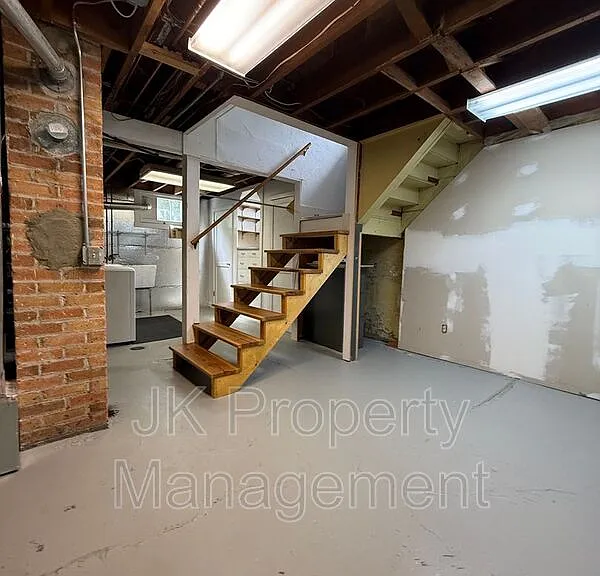 2217 1st Ave S — Photo 19