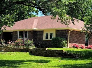 205 Paint Brush Rd, Lakeside, TX 76108