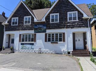 70 Laird Dr #68, Toronto, ON M4G 3V1