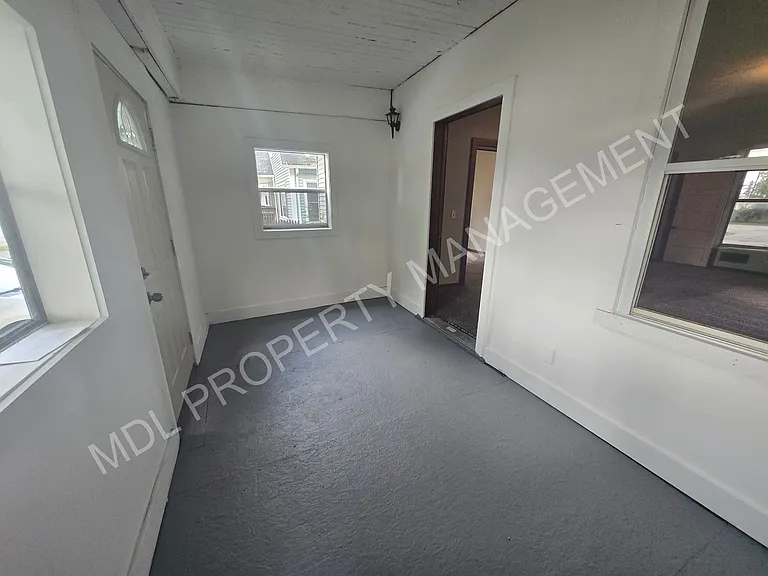 1309 S Michigan Ave — Photo 5