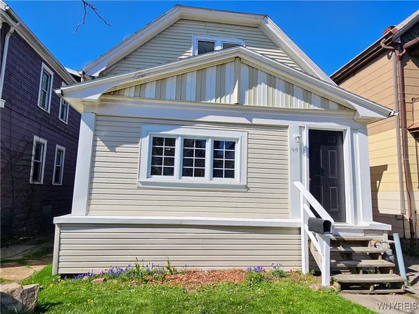 99 Custer St, Buffalo, NY 14214