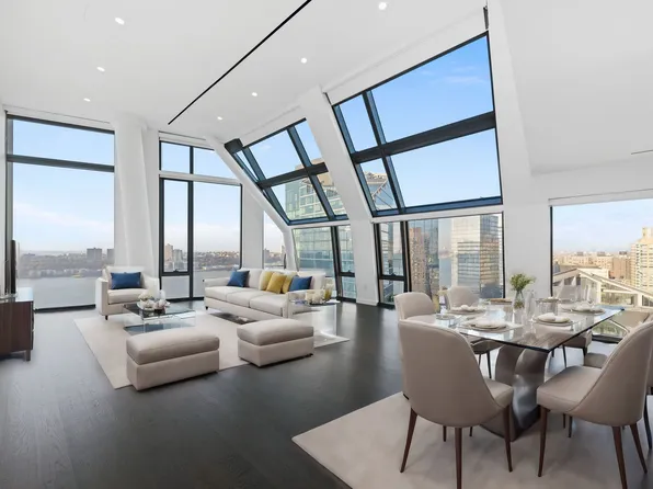 645 West 59th Street image 1 of 34