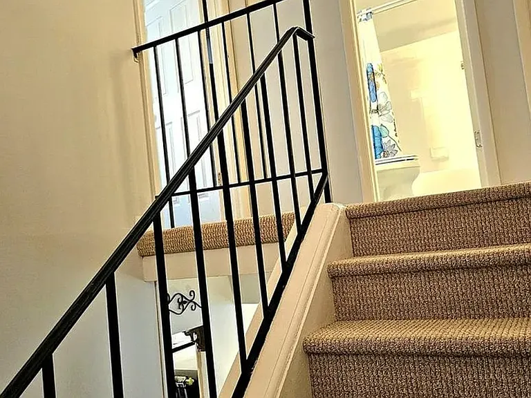 15110 Catalpa Ct — Photo 13