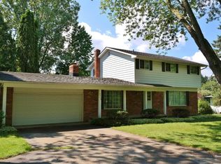 6959 Hubbard Rd, Clarkston, MI 48348