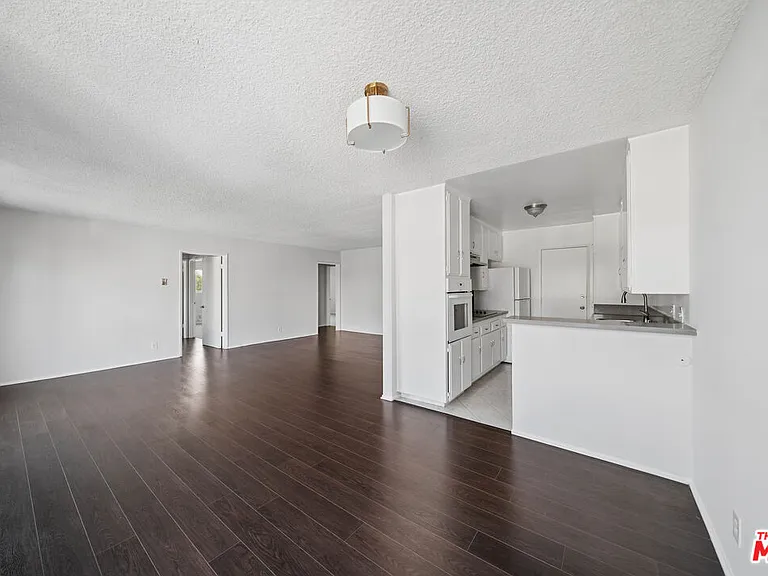 105 S Orlando Ave #201 — Photo 5