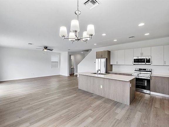 4th image of 6322 Tenor Drive