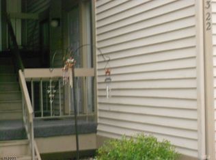 22 Sam Bonnell Dr, Clinton, NJ 08809