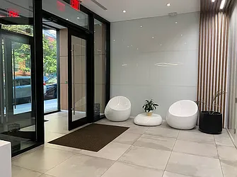 Rented by R New York