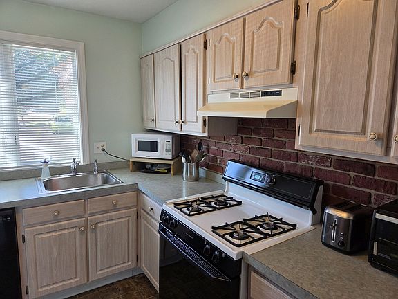 5th image of 106 Northridge Rd #106