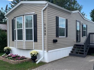 1298 Hilltop Rd, Severn, ON L3V0V1