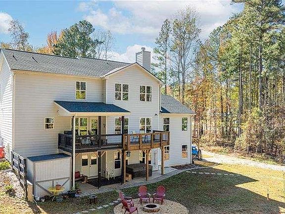 3rd image of 629 Dee Kennedy Rd