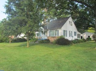 710 N 5th St, Perkasie, PA 18944