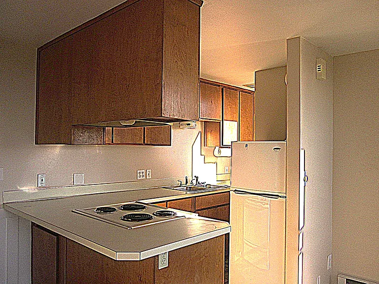 2601 Grand Ave #4 — Photo 10
