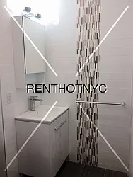 Rented by Weissman Realty