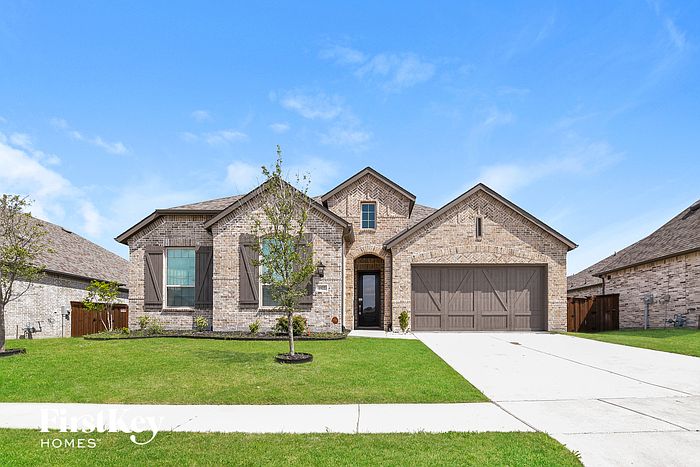 1st image of 1922 Galenda Dr
