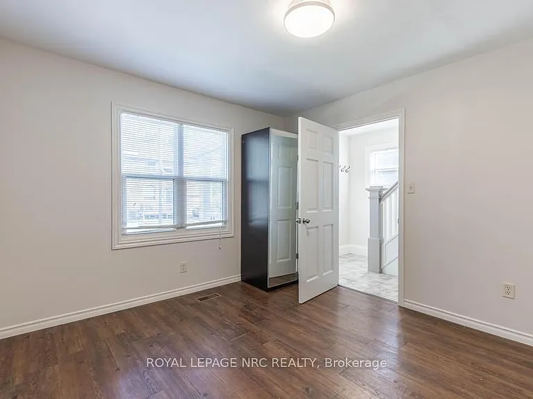 30 Walnut St — Photo 5