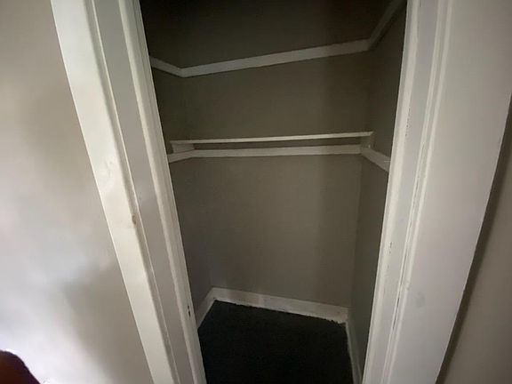 4th image of 145 Illinois St #4