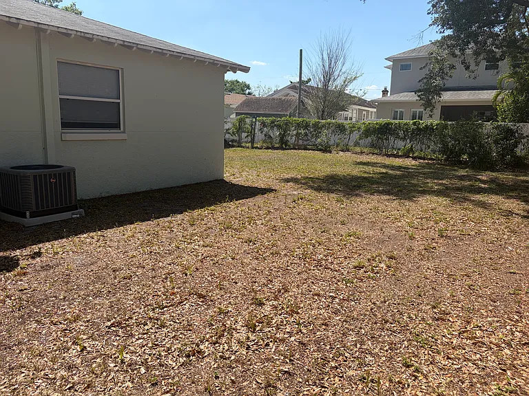 2314 W Gray St — Photo 28