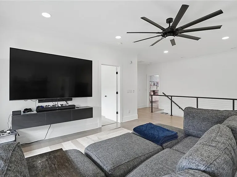 3020 Wallace Rd — Photo 23