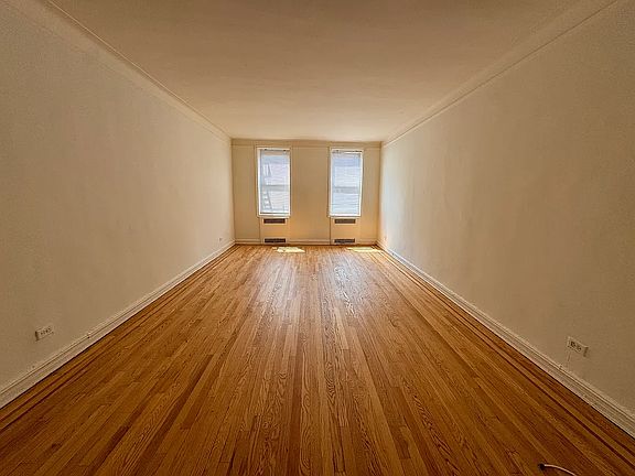 3rd image of 84-25 118th St #3Y