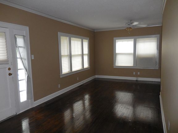 5th image of 3819 Oakland Ave