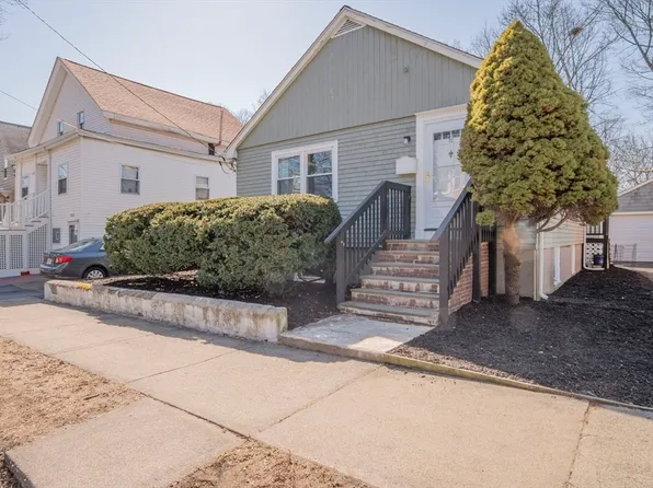 72 Michigan Ave, Lynn, MA 01902