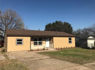 4447 Bridle Wood Dr, Dallas, TX 75211