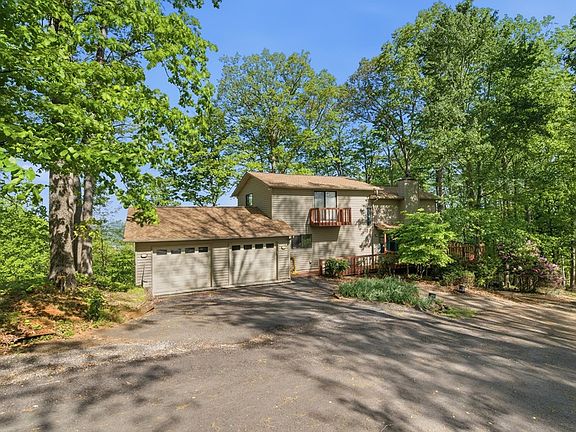 3rd image of 860 Frog Pond Rd