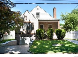 161 Clunie Ave, Yonkers, NY 10703
